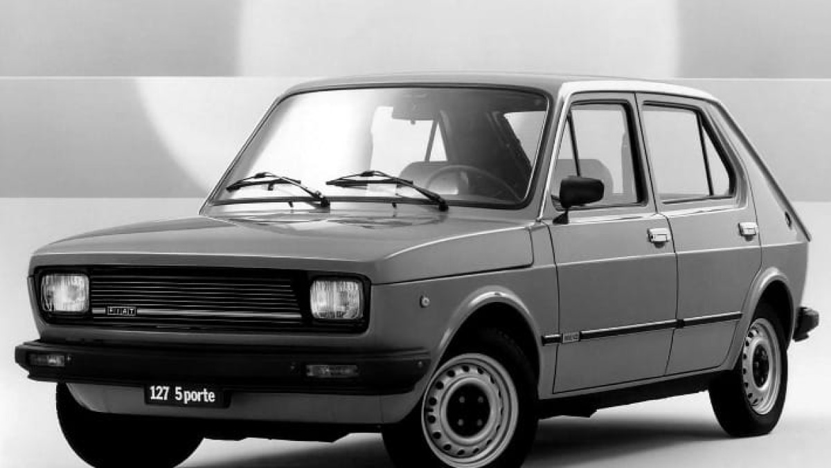 1971: la FIAT 127 invade l’Italia (e il dettaglio segreto che la rese un mito!) -