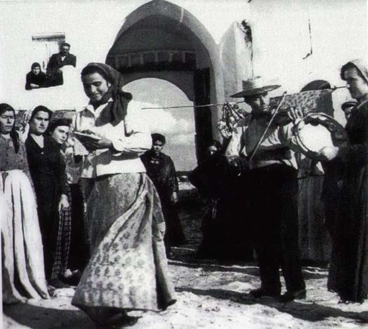 Il Tarantismo in Sicilia | Quando la musica "esorcizzava" il veleno della taranta - Foto: Alfredo Majorano