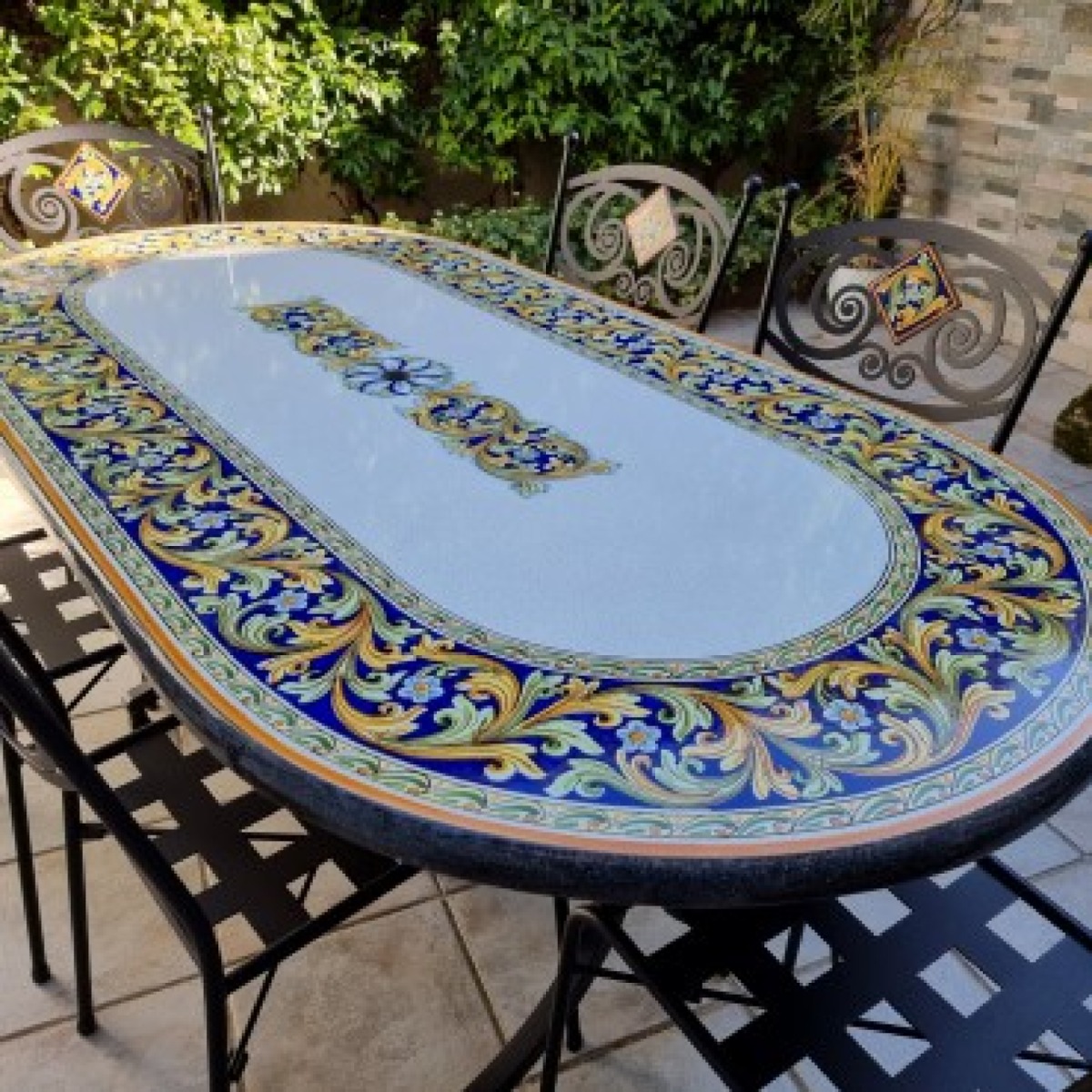 La pietra lavica nasconde segreti incredibili | Come gli artigiani catanesi creano tesori che sfidano il tempo - Foto: Siadceramiche