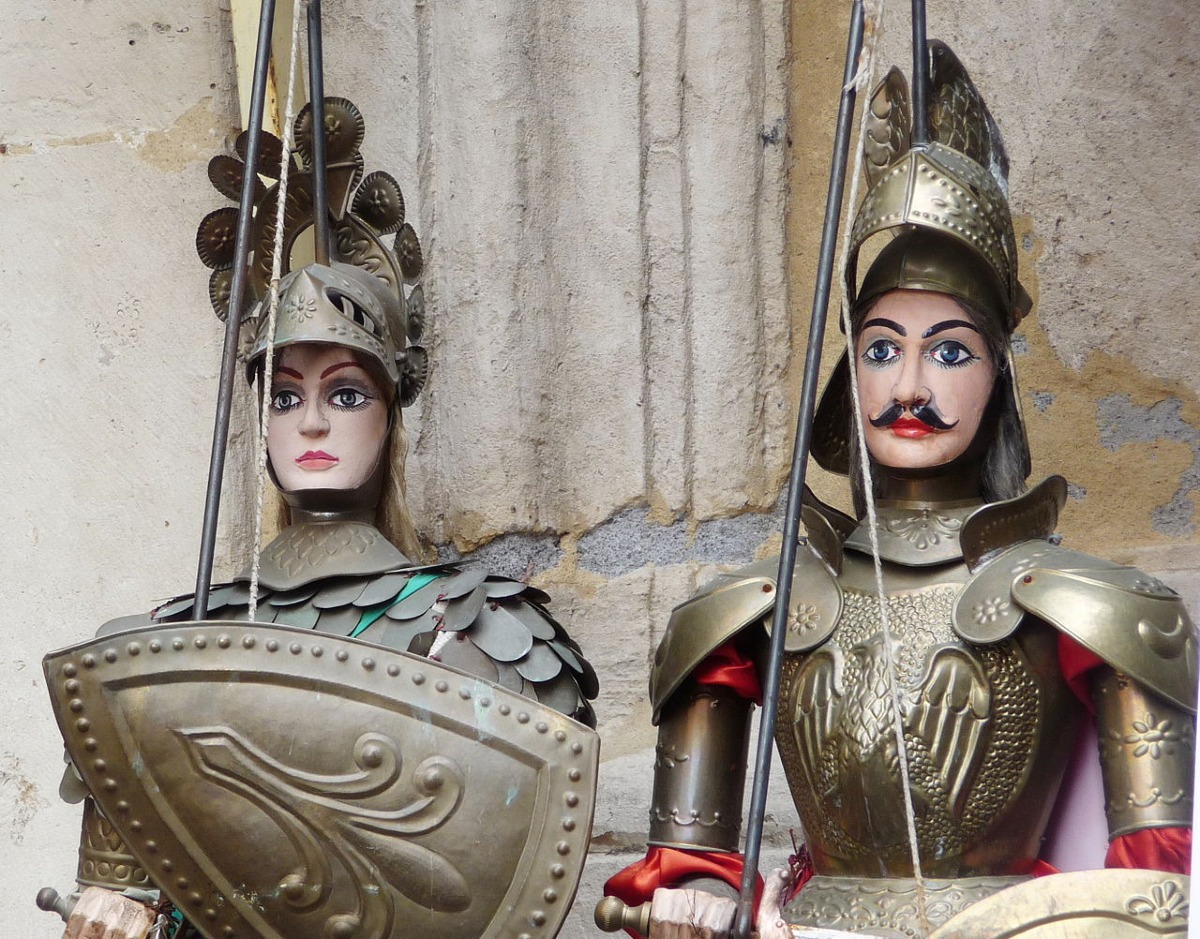 I pupi siciliani e l'opera dei pupi | La storia incredibile che non ti aspetti - Foto: Lucarelli/Wikipedia