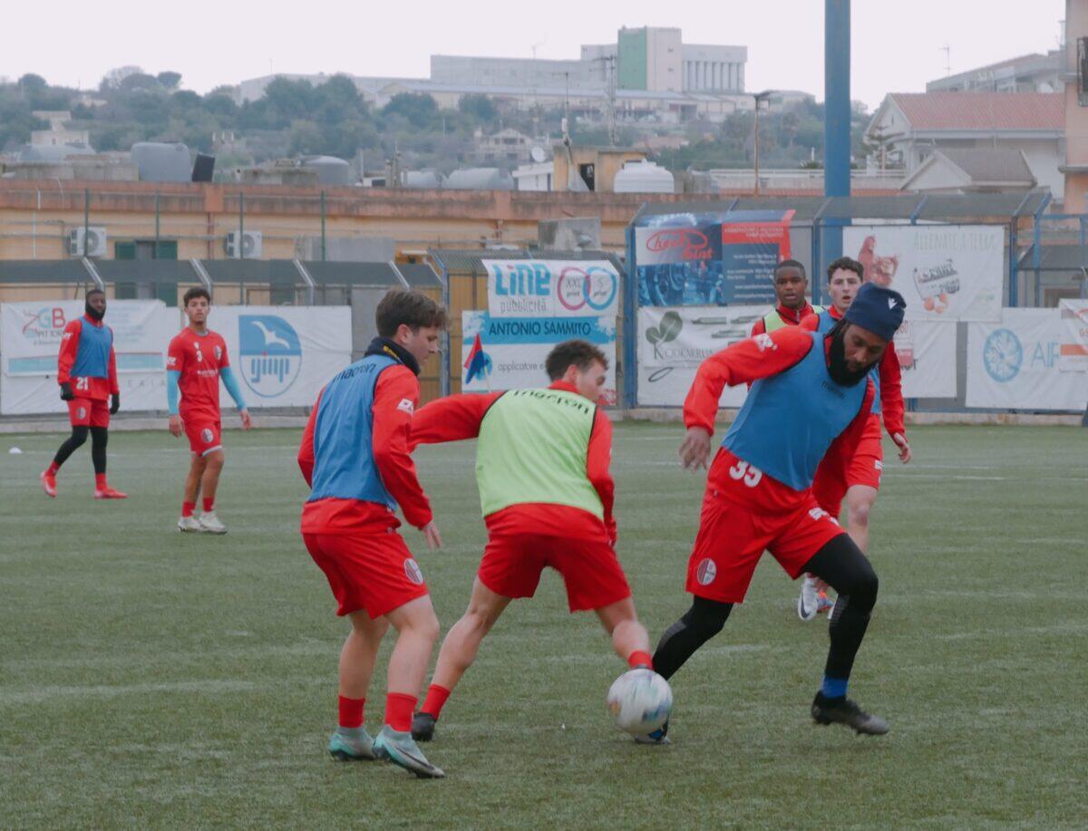 Modica calcio in forma smagliante | Scoprirete il segreto di una squadra pronta a tutto! - 