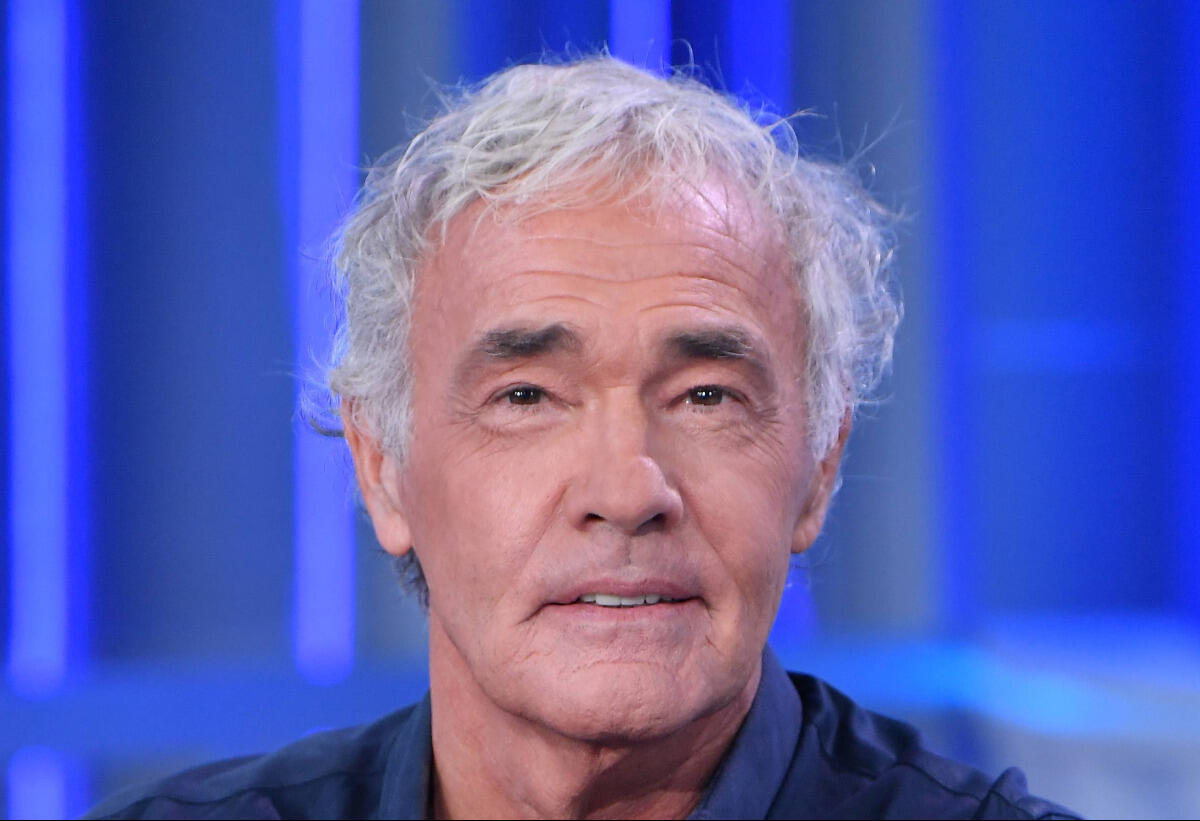 63 Anni di Carriera e Charme: Celebrando la Nascita di Massimo Giletti -