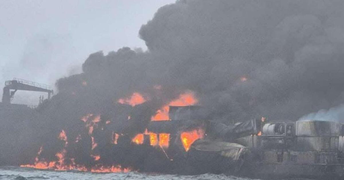 Petroliera americana in fiamme al largo della Gran Bretagna | I danni ambientali supereranno le aspettative? - 