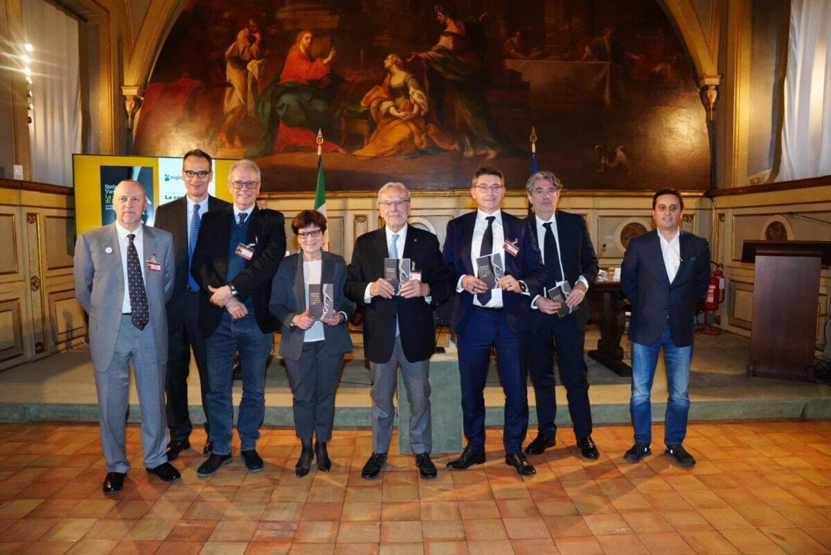 Oltre 33.000 bambini in Italia in attesa di aiuto | Perché solo il 25% riceve cure palliative? -