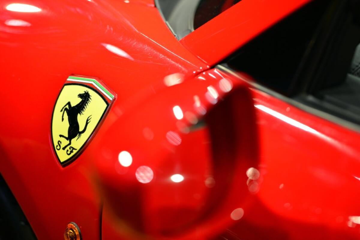 Ferrari in crisi nera | Leclerc e Hamilton squalificati: cosa è realmente successo? -