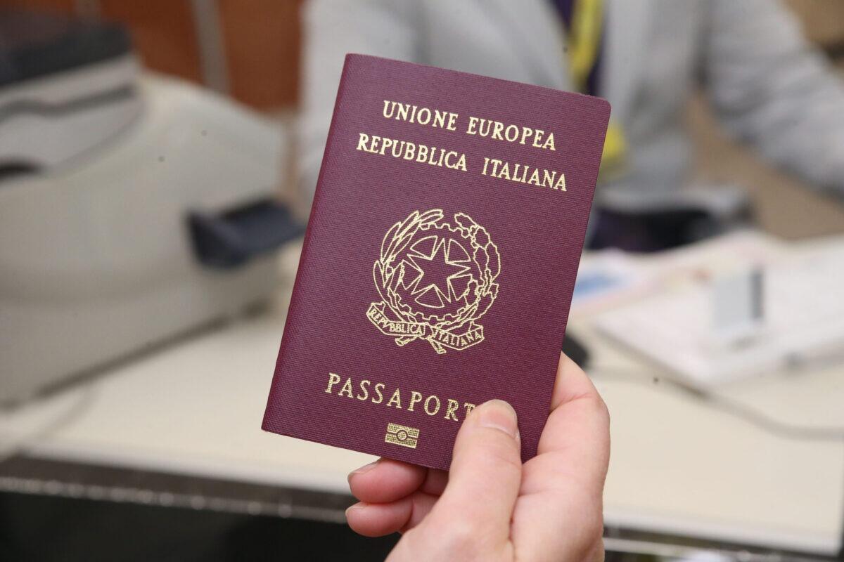 Passaporti digitali e nuove identità | Scopri perché queste regole potrebbero cambiare il tuo modo di viaggiare! -