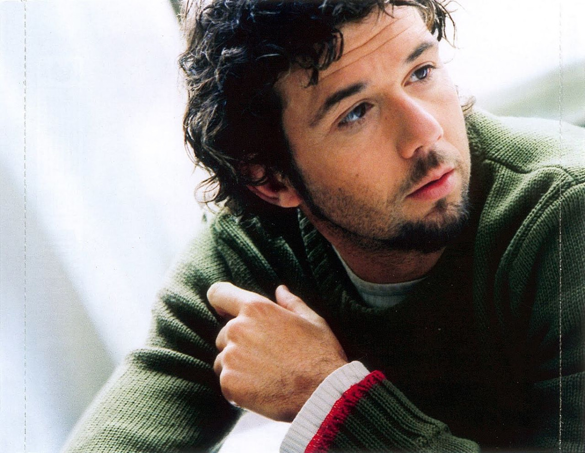 QUIZ: Paolo Vallesi, la voce delle emozioni anni ’90, quanto lo conosci davvero? -
