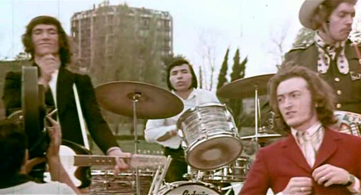 Anni 60: quando l’Italia impazzì per il beat (e il retroscena segreto dietro ai capelli dell’Equipe 84!) -