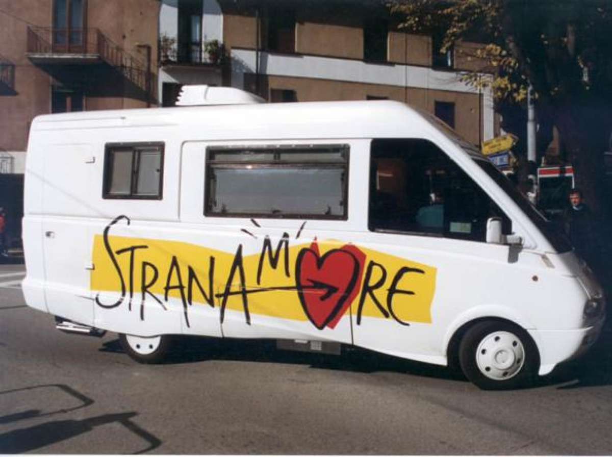 1994: quel camper dell’amore che fece piangere (e sperare) tutta l’Italia! - 