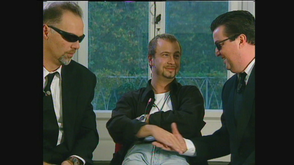 Il debutto che ha sconvolto la TV italiana: nel 1997 arrivano 'Le Iene -