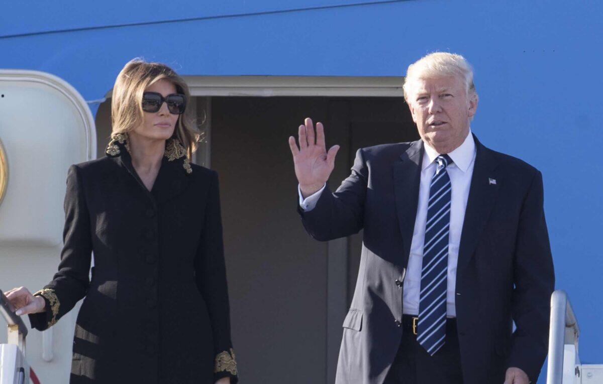 Trump e Melania al funerale di Papa Francesco | Un gesto inatteso che divide l'America! -