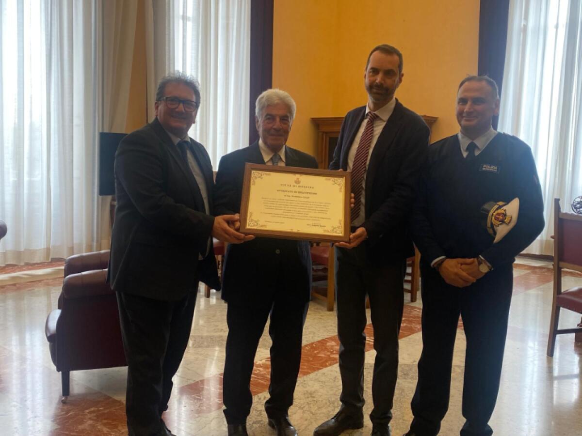 Comune di Messina: Un gesto di coraggio inaspettato | Perché dovremmo tutti seguire l'esempio di Domenico Grioli? -