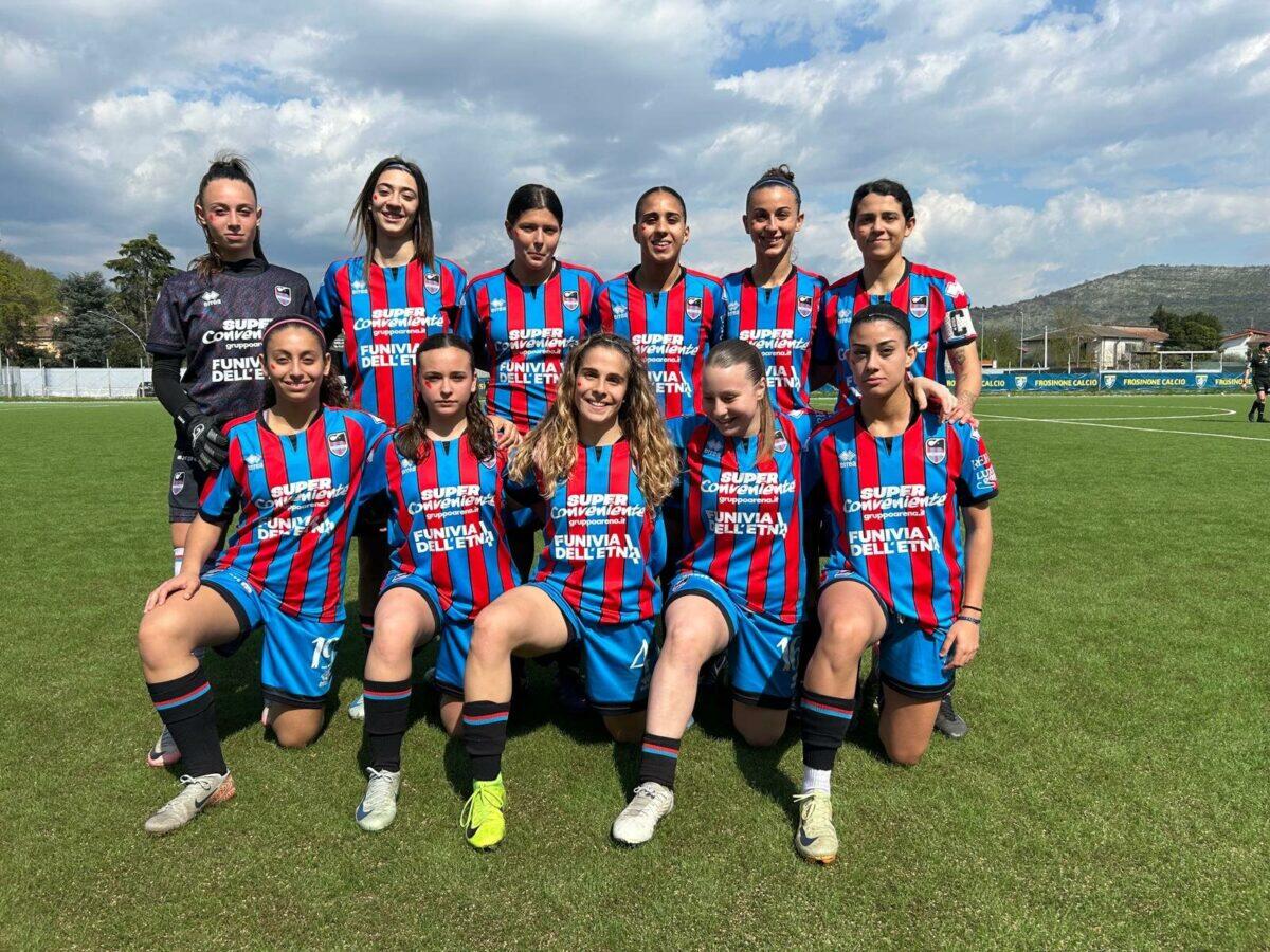 Frosinone trionfa con un clamoroso 4-0 sul Catania FC | Perché questa sconfitta lascia spazio a molte domande? -