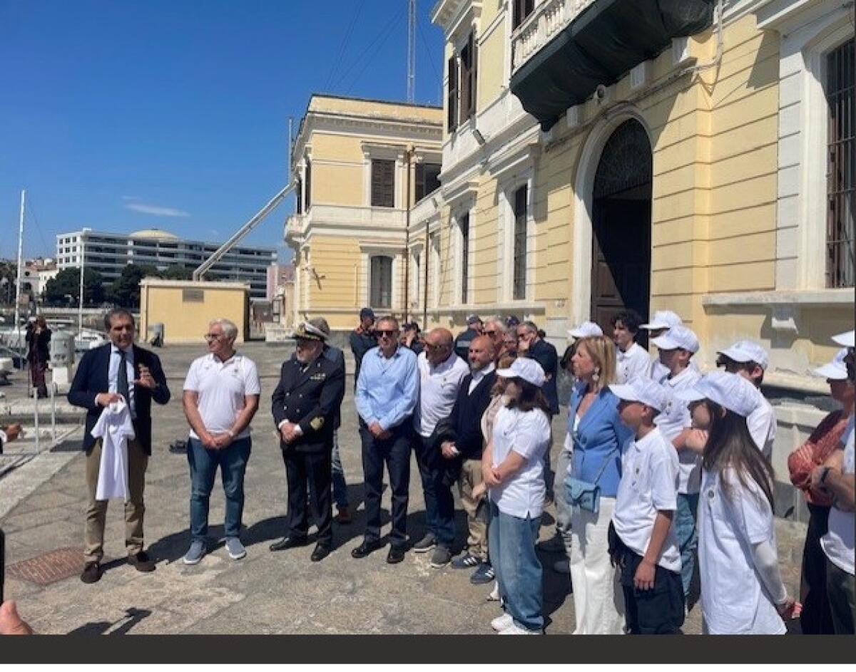 Imbarcazioni della criminalità diventano strumenti di legalità | Scopri il progetto del Comune di Catania che cambia la vita dei giovani! - 