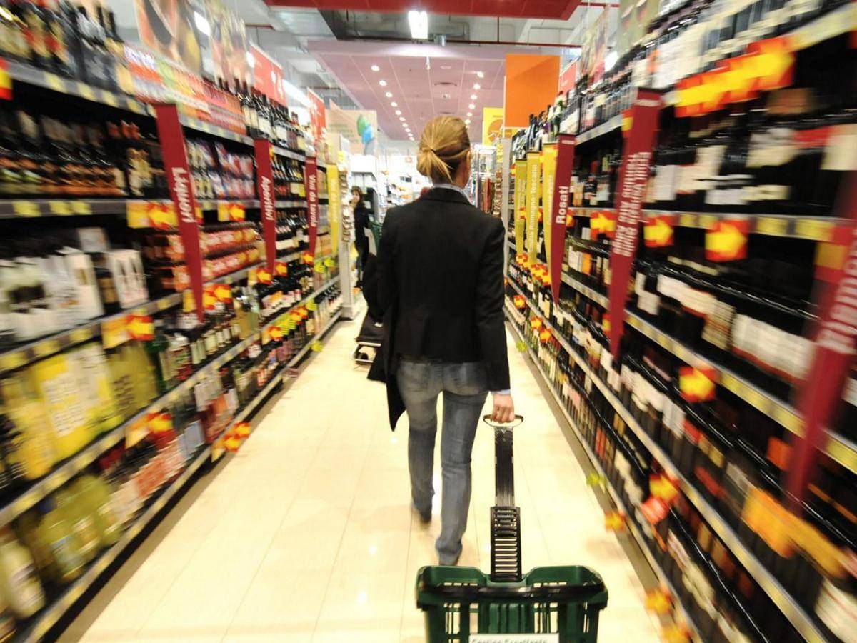Inflazione, Istat: ad aprile aumenta del 2%. Carrello della spesa a +2,6% -