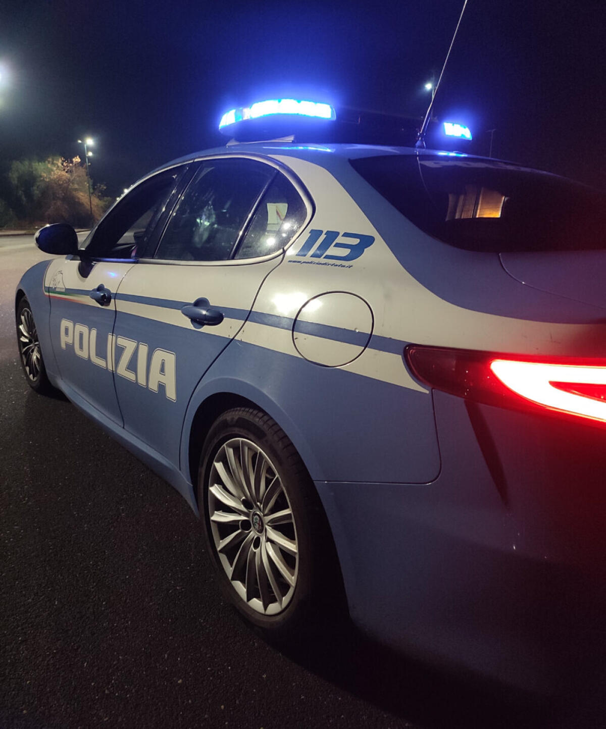 Tentano il colpo da film nella cassaforte di un supermercato | Ma la Polizia di Catania svelerà il loro piano fallito! -