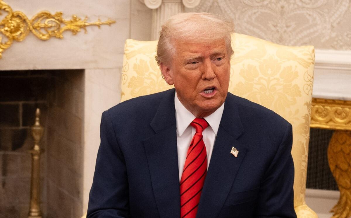 Trump minaccia rincari del 50% contro la Cina | Pechino non cede e la tensione cresce! -