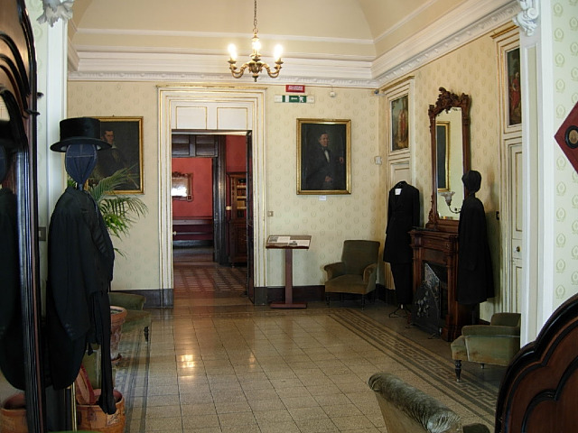 Tutti stanno parlando di questa casa | Nasconde un segreto incredibile e si trova a Catania