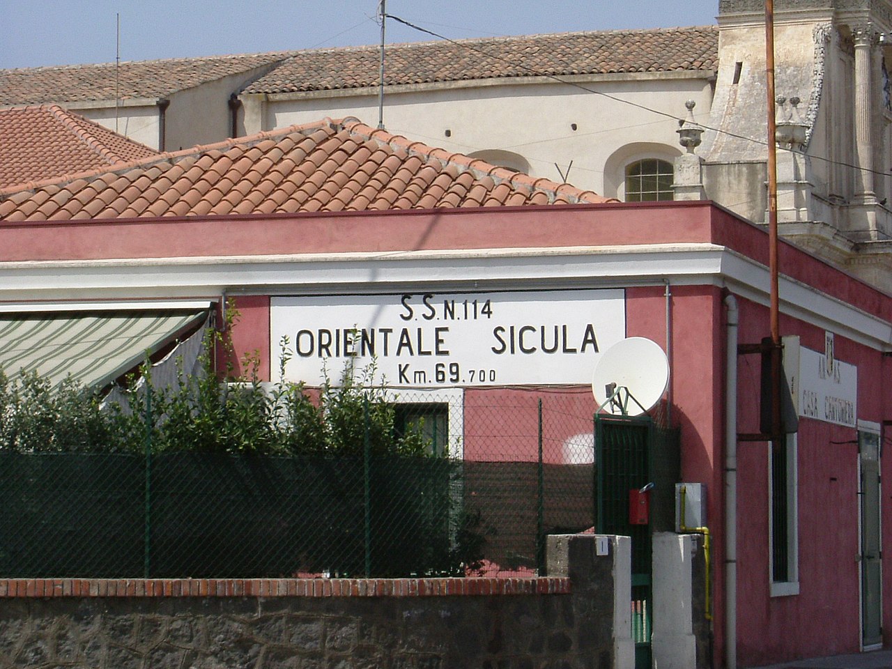 Casa Cantoniera SS 114