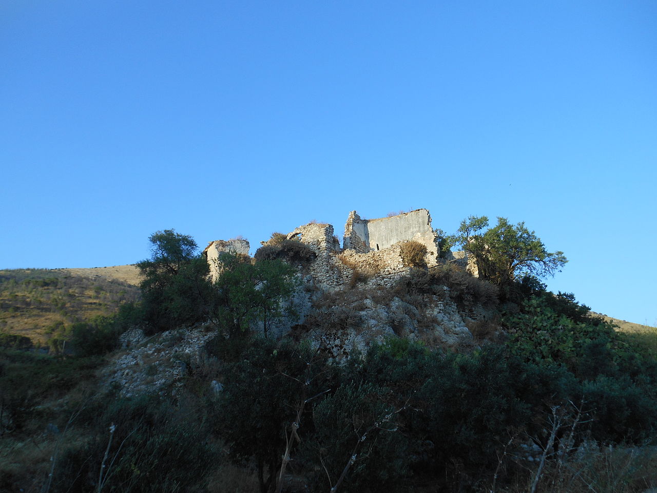 Castello di Inici