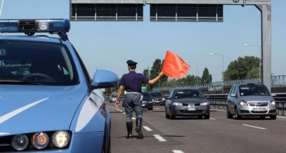 Incidente stradale sull’autostrada: motociclista ferito -