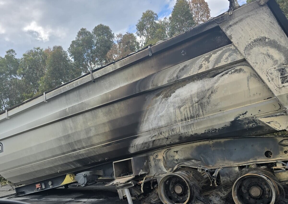 Incidente stradale autostrada: Tir in fiamme - Credit foto: Associazione Culturale Trinacria