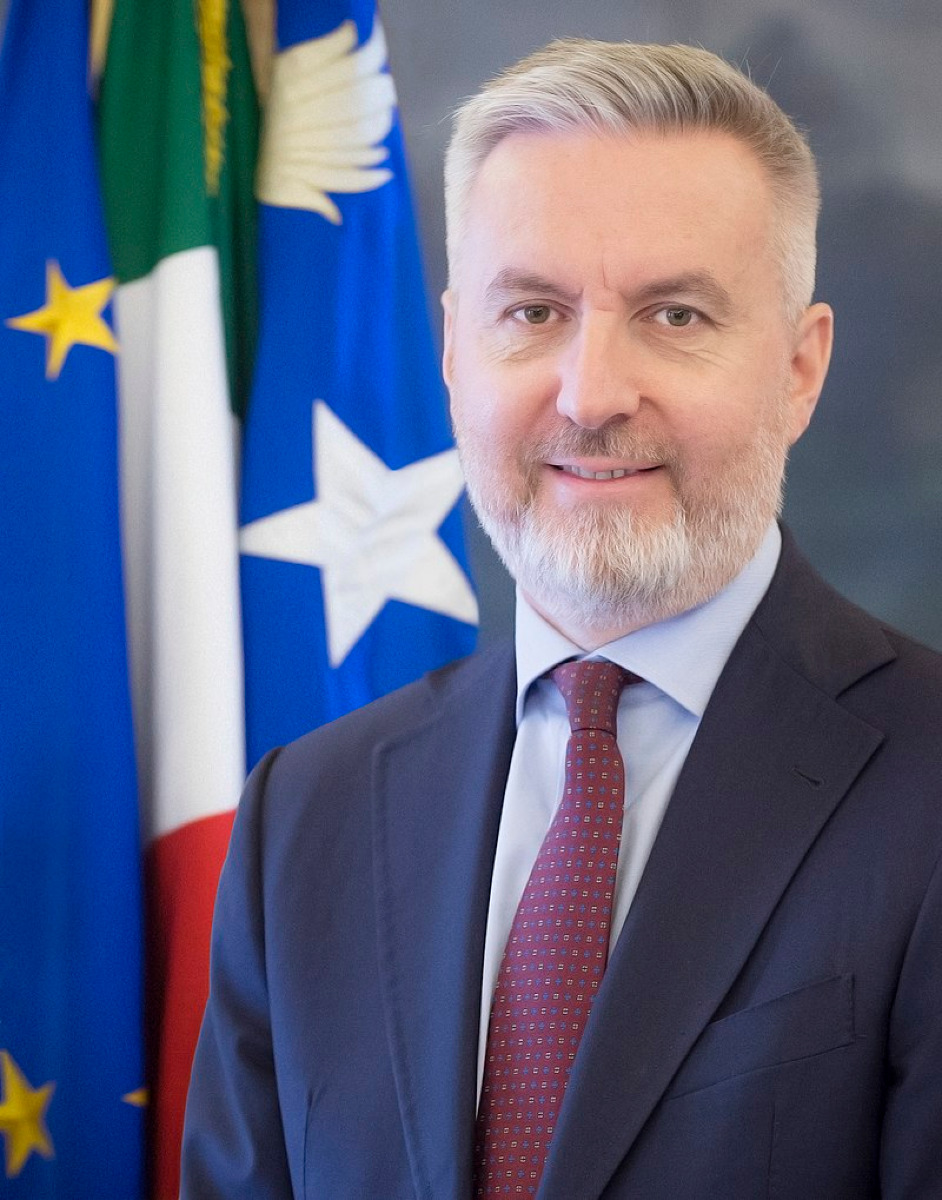 Guerini (Copasir): “ La sicurezza oggi riguarda ogni ambito, dalla tecnologia all’economia” -