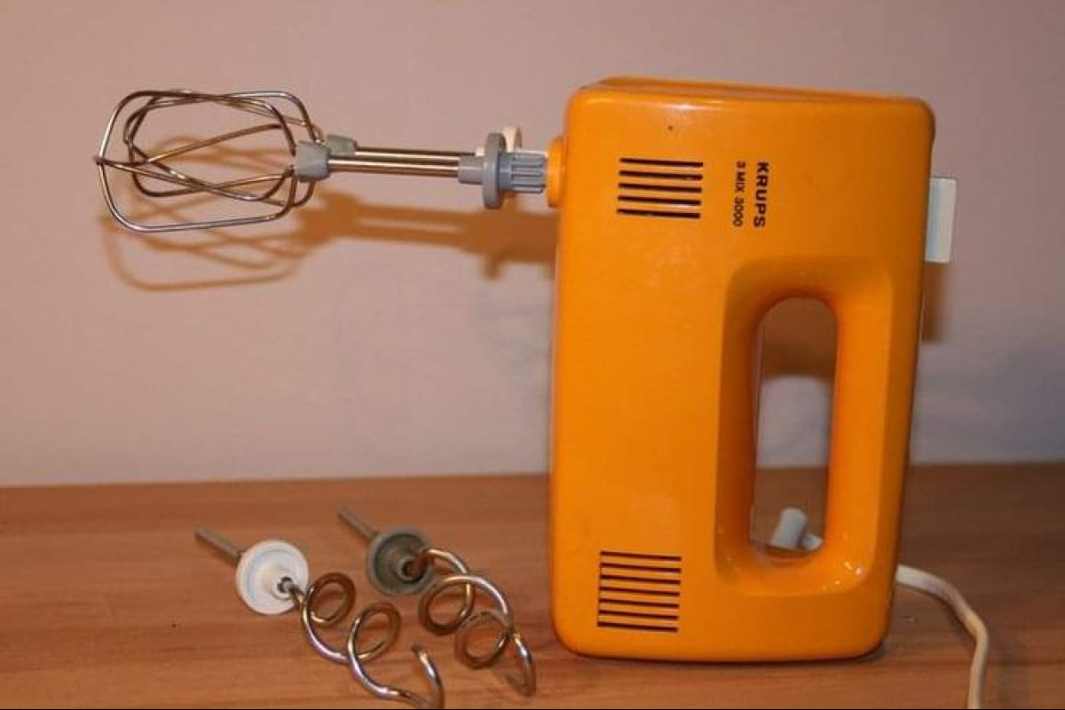 Il frullino elettrico: un piccolo elettrodomestico, un grande protagonista della cucina italiana - 
