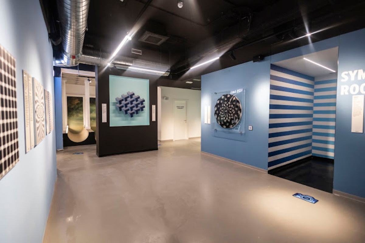 Tutti ne vanno fuori di testa ma in pochi lo conoscono | Scopri il museo a Palermo che sta sfidando le leggi della fisica - Foto: Museo delle Illusioni