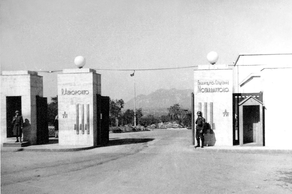 Non crederai alla storia di Boccadifalco | L'aeroporto che ha fatto la storia e svela un segreto incredibile - Foto: Morobravo/Wikipedia