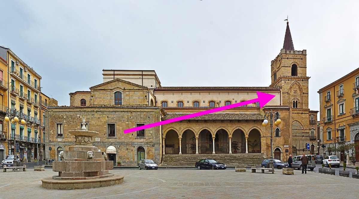 Un gioiello medievale mai raccontato | La chiesa normanna di Nicosia e il mistero che sta sorprendo tutti - Foto: Ludvig14/Wikipedia
