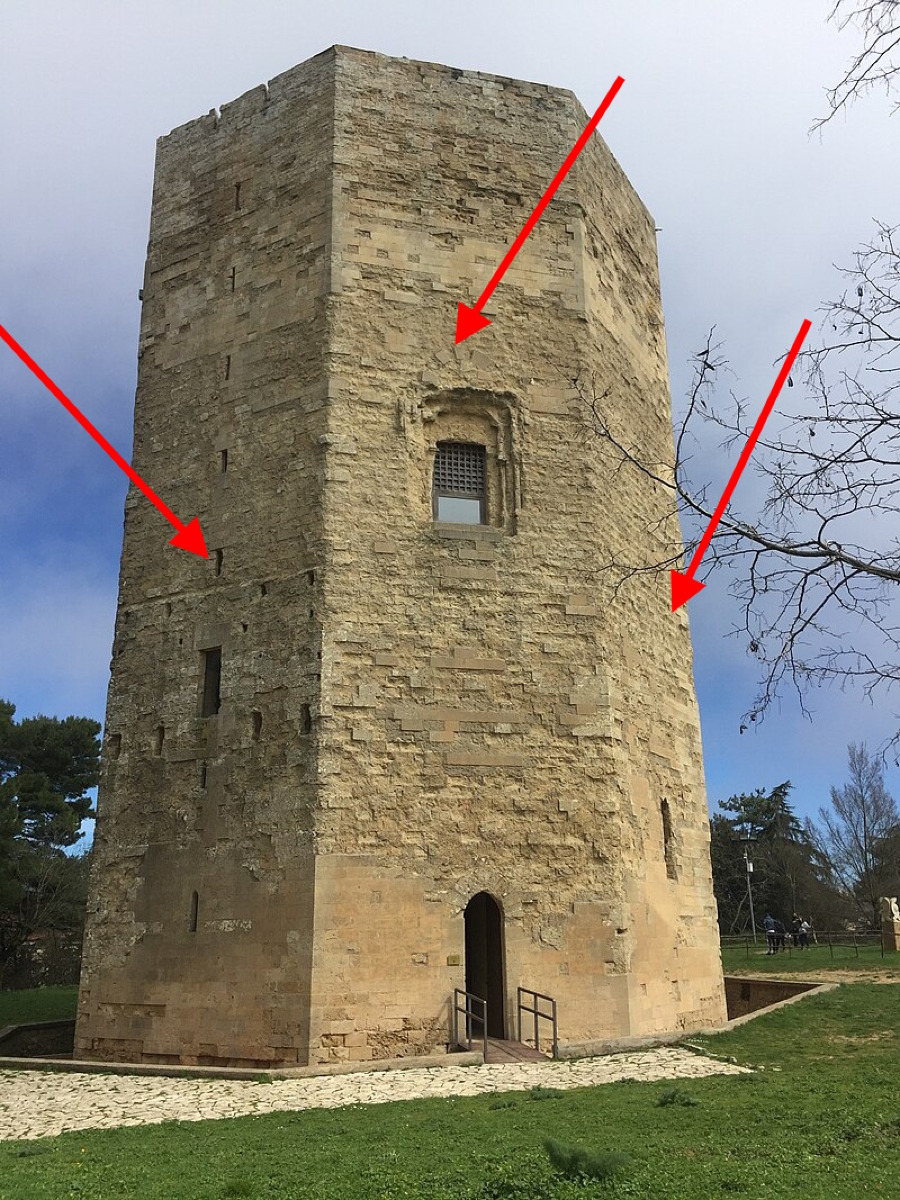 A Enna esiste una Torre con una particolarità assurda | Svelata la verità che nemmeno gli storici riescono a spiegare - Foto: Fra4481/Wikipedia