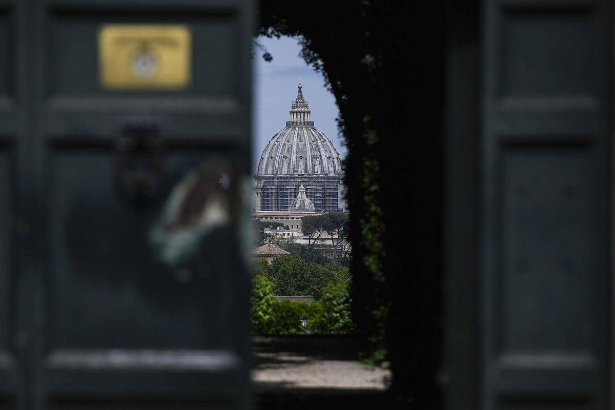 Conclave al via oggi, stamattina messa pro Eligendo Papa. Prima fumata verso le 19 - 