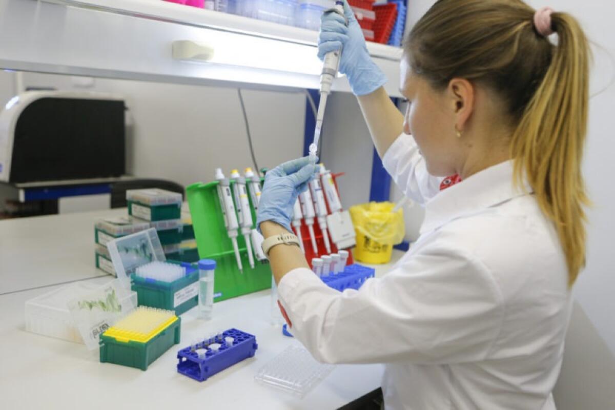 Nuova variante Covid in crescita | I vaccini funzionano davvero? - 