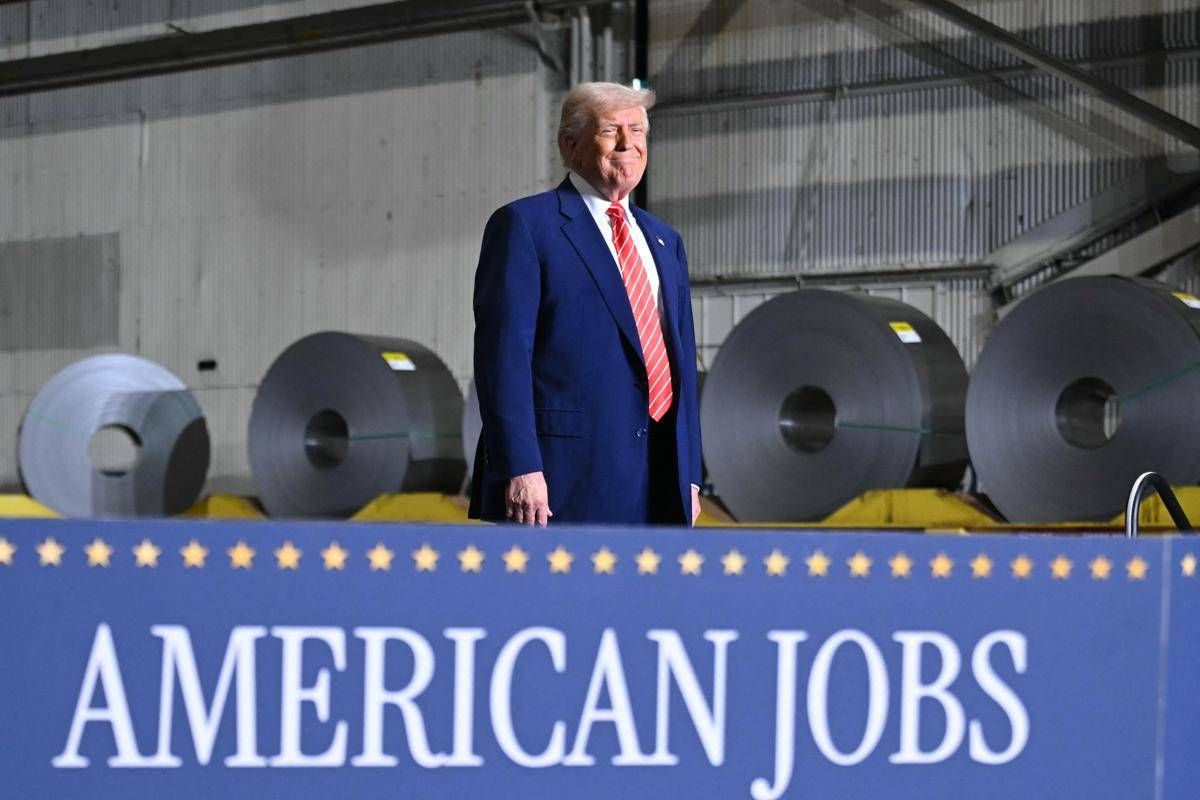 Trump raddoppia i dazi: "Dal 4 giugno al 50% su acciaio e alluminio" - 