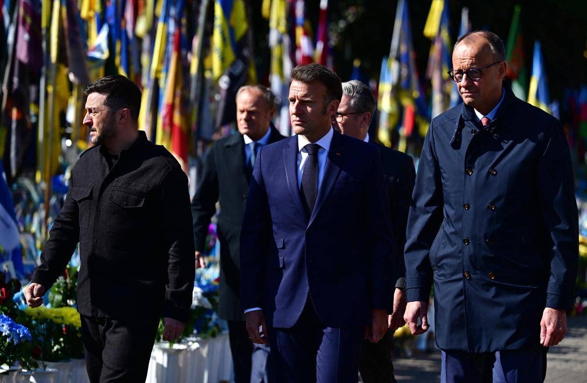 Ucraina, leader europei: "Tregua di 30 giorni o altre sanzioni". Russia: "Putin aperto a contatti" -