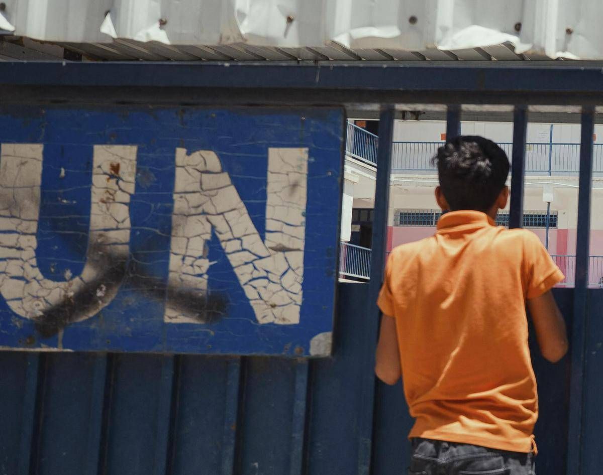 Gerusalemme, manifestanti israeliani fanno irruzione in compound Unrwa - 