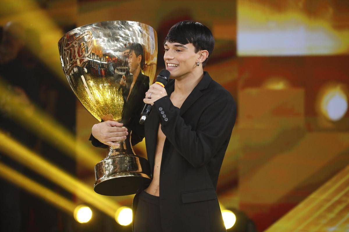 Daniele Doria vince Amici: "Ho coronato anche il sogno di mio fratello" - 