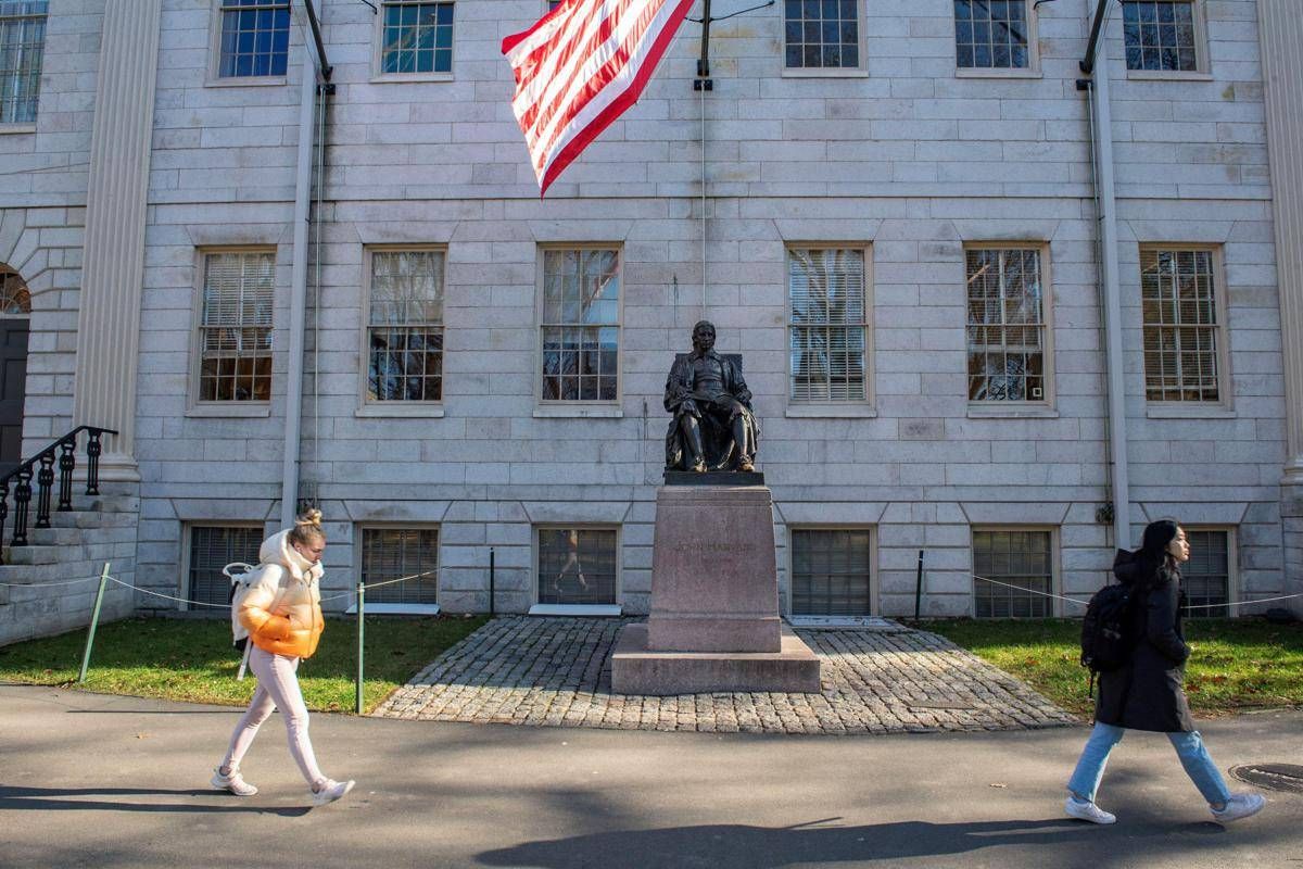 Trump vieta ad Harvard di accettare studenti stranieri, il nuovo attacco - 