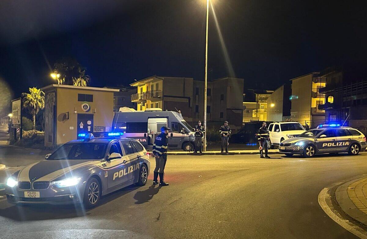 Polizia di Catania intensifica i controlli: scoprirete perché gli studenti non possono ignorare le regole della strada!