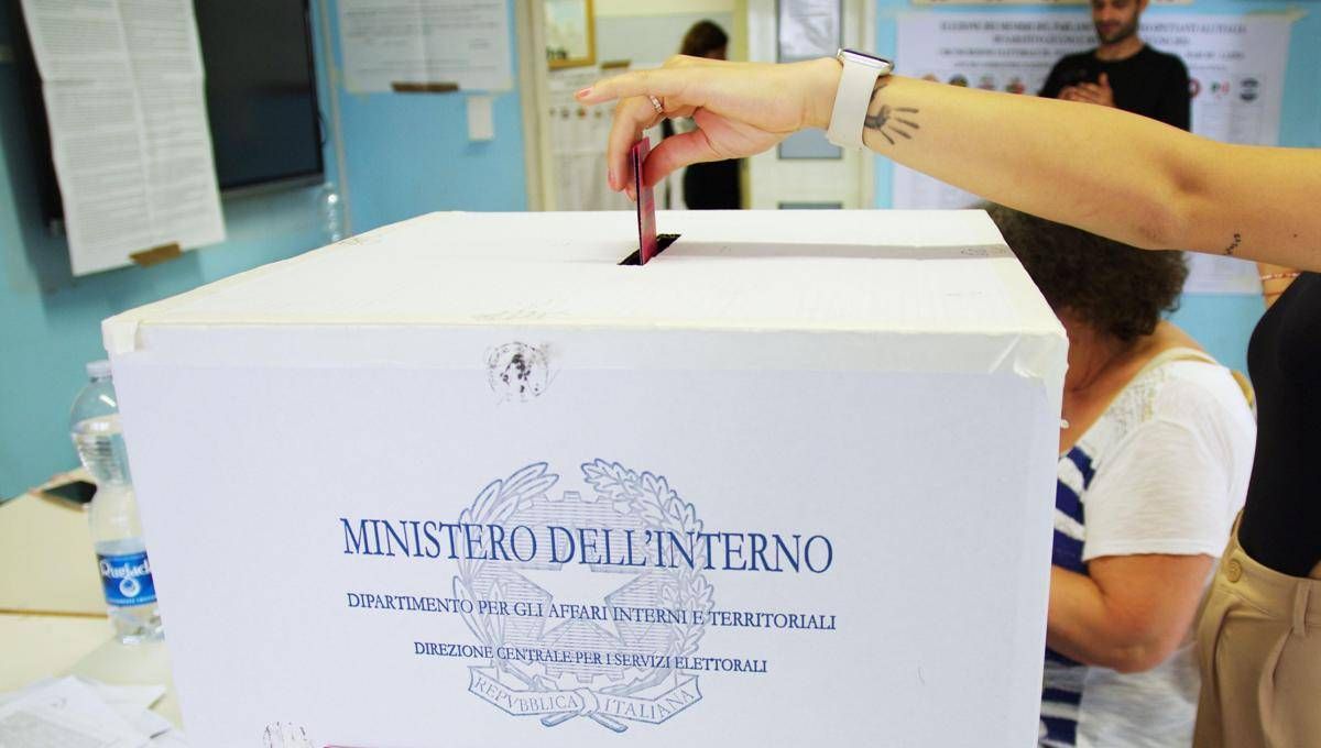 Referendum, lo slalom dei partiti alle urne: indicazioni 'arcobaleno' per il voto di giugno -