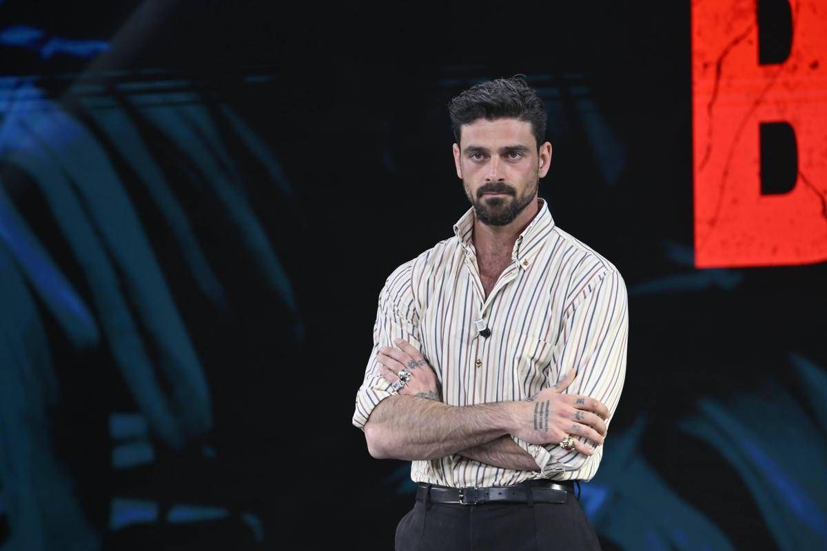 Michele Morrone, lo sfogo contro il cinema italiano: "Avete rotto..." - 