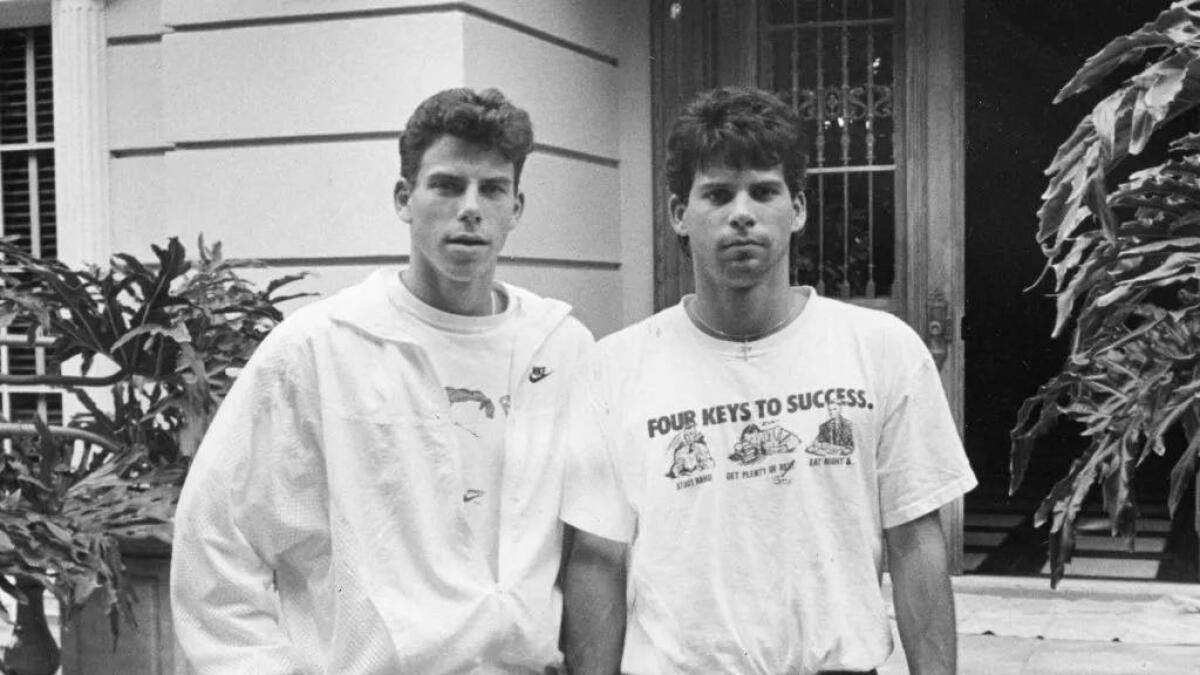 Menendez Brothers: Dopo 35 Anni in Carcere, La Libertà è Vicina | Si Meritano Seconda Chance? - 