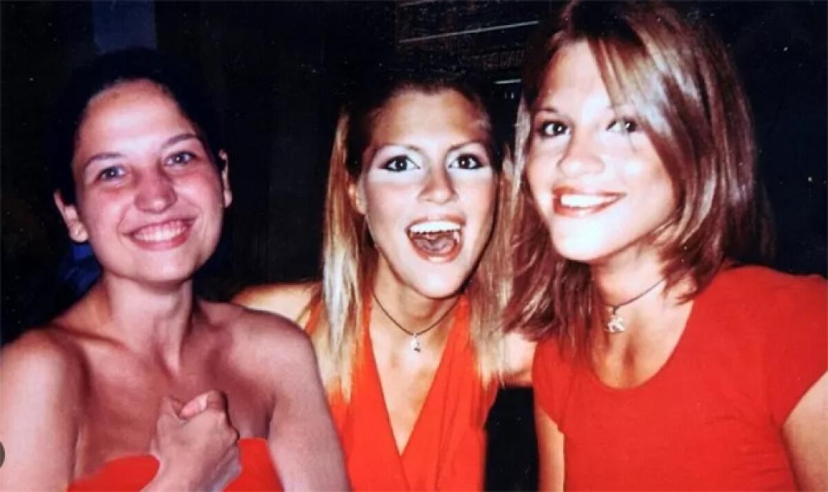 Sorelle 'K' dopo 18 anni | Potrebbero essere chiave nel mistero di Chiara Poggi! - 