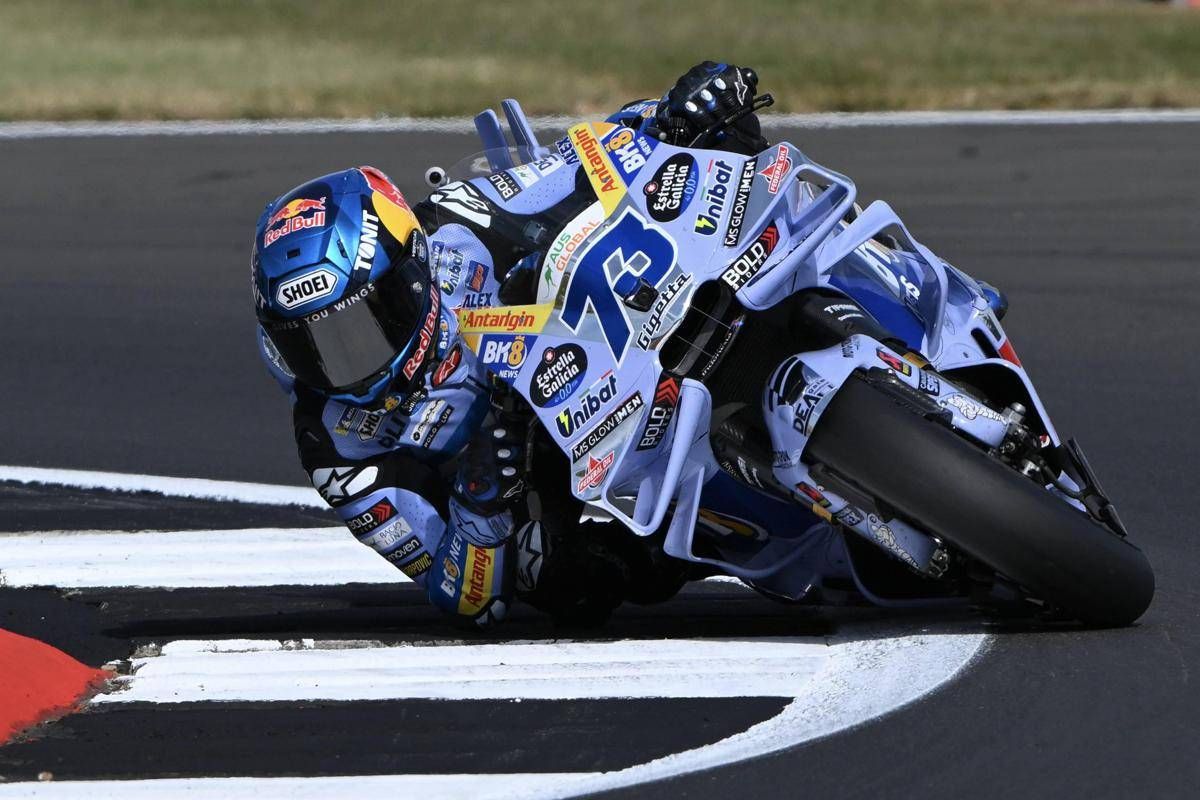 MotoGp, Alex Marquez vince la Sprint. Secondo il fratello Marc, lontano Bagnaia - 
