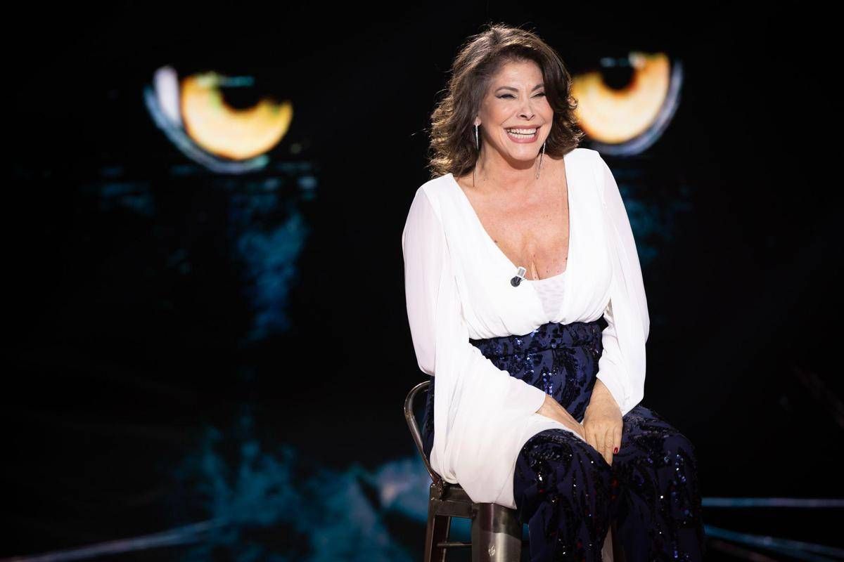 Milly D'Abbraccio a Belve: "Sono io l'ultima pornodiva. Oggi faccio sesso a pagamento" -