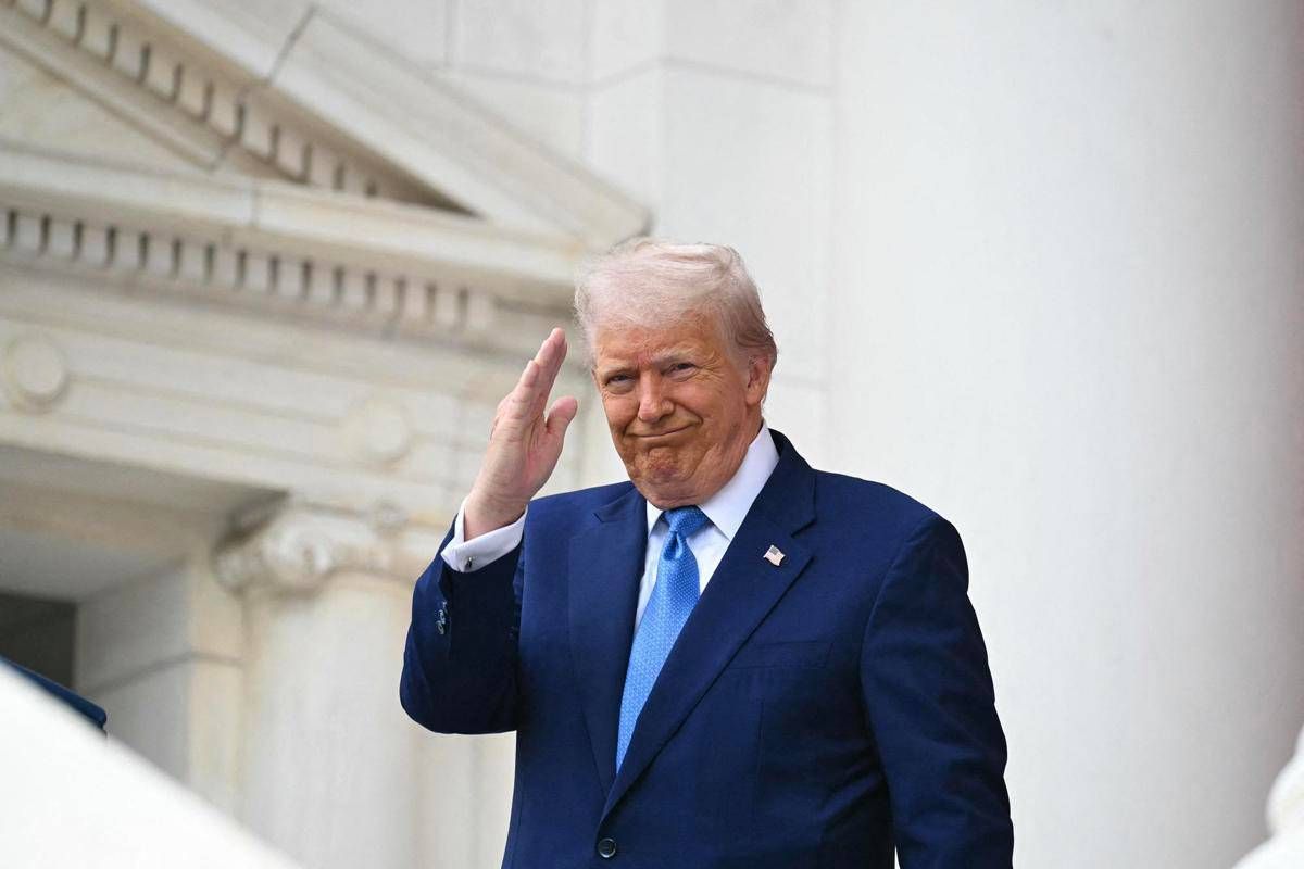 Trump, autocelebrazione al Memorial Day: "Dio mi ha riportato alla Casa Bianca" - 