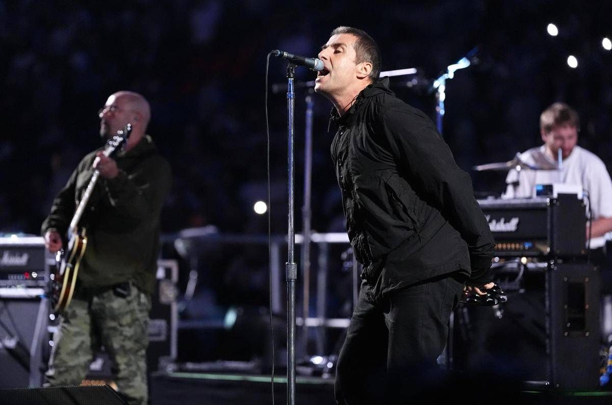 Liam Gallagher diventa nonno, la figlia Molly incinta di un calciatore del Liverpool - 