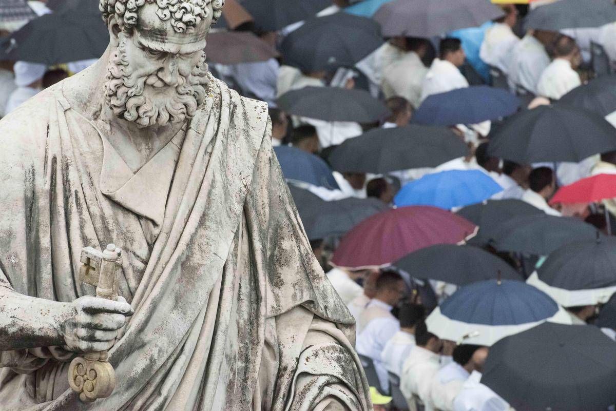 Conclave, la barba di San Pietro: perché i papi l'hanno (quasi) sempre rasata -
