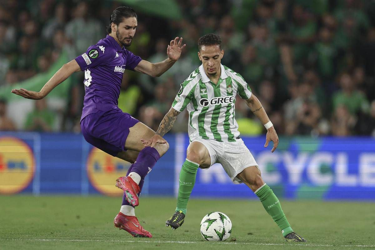 Conference League, Betis Siviglia-Fiorentina 2-1 in andata semifinale -